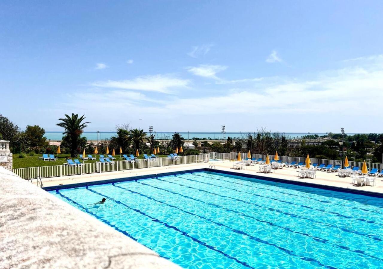 L'Appaloosa De Mer-Pool Tennis Parking-Sea View - -Capitalchic Services Cagnes Sur Me Ngoại thất bức ảnh